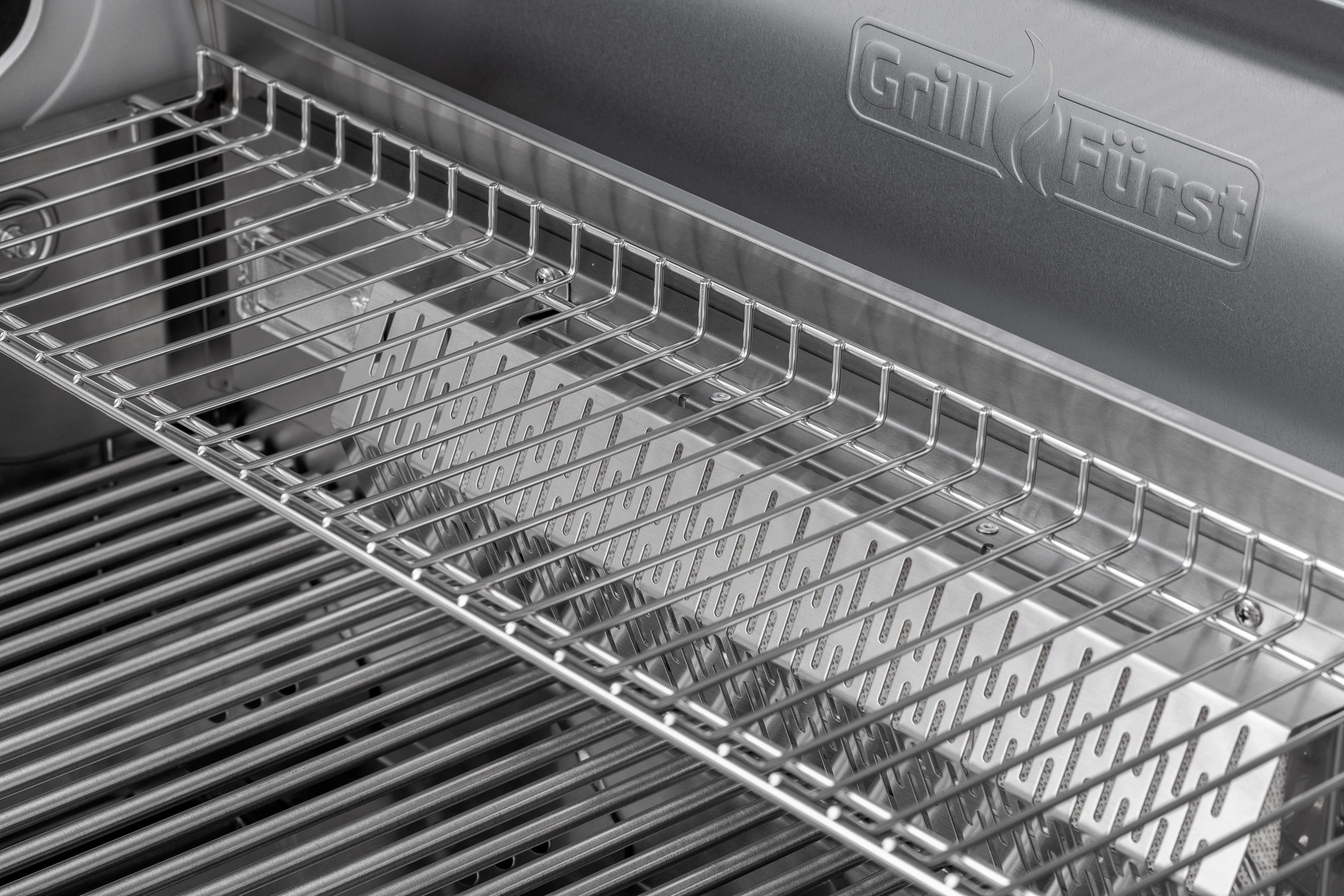 Freisteller Produktfoto Grillzubehör für Grillfürst Onlineshop Edelstahl Grillrost in Grill