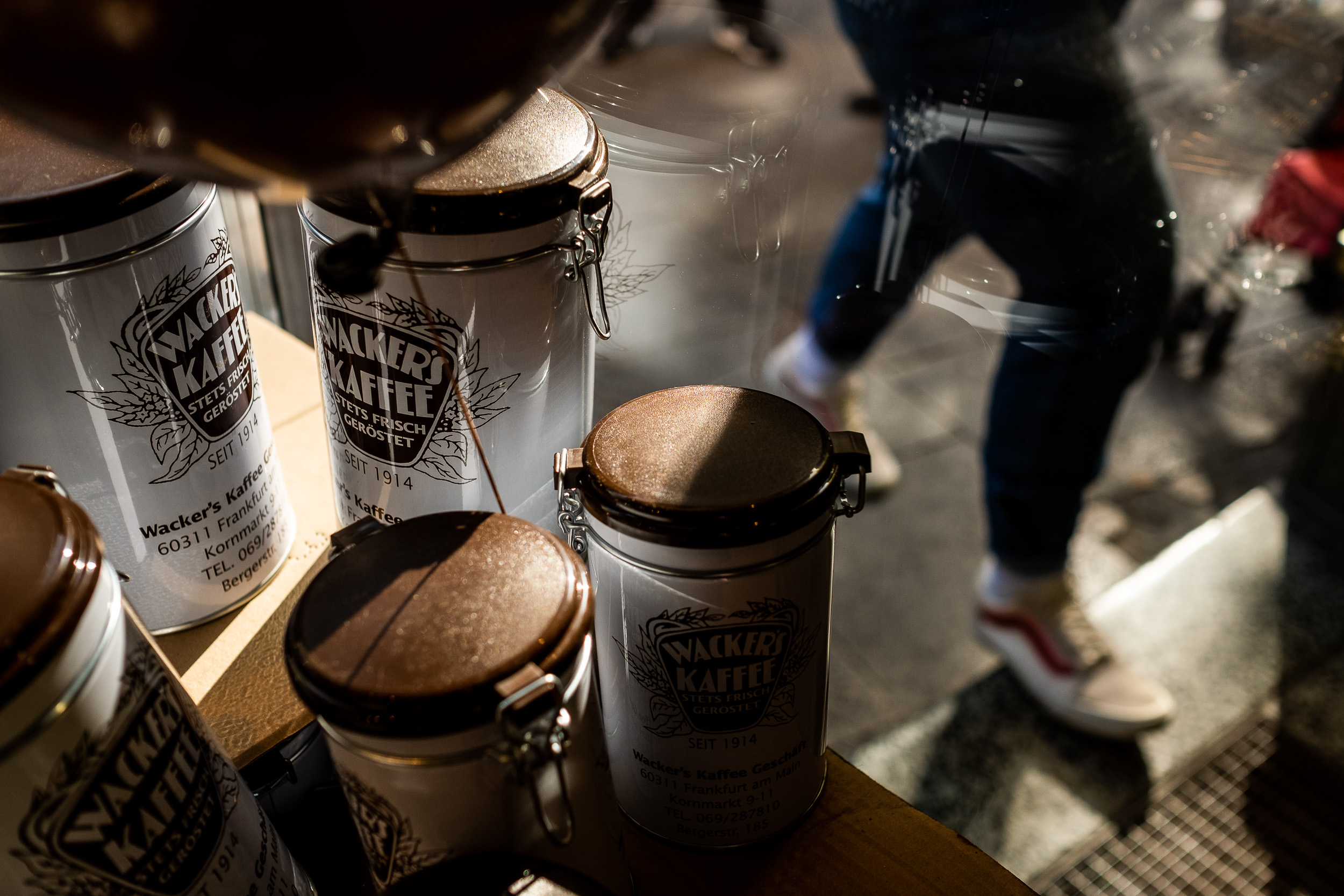 Social Media Content Gastronomie - Kaffeedosen Kaffee Wacker auf der Zeil Frankfurt