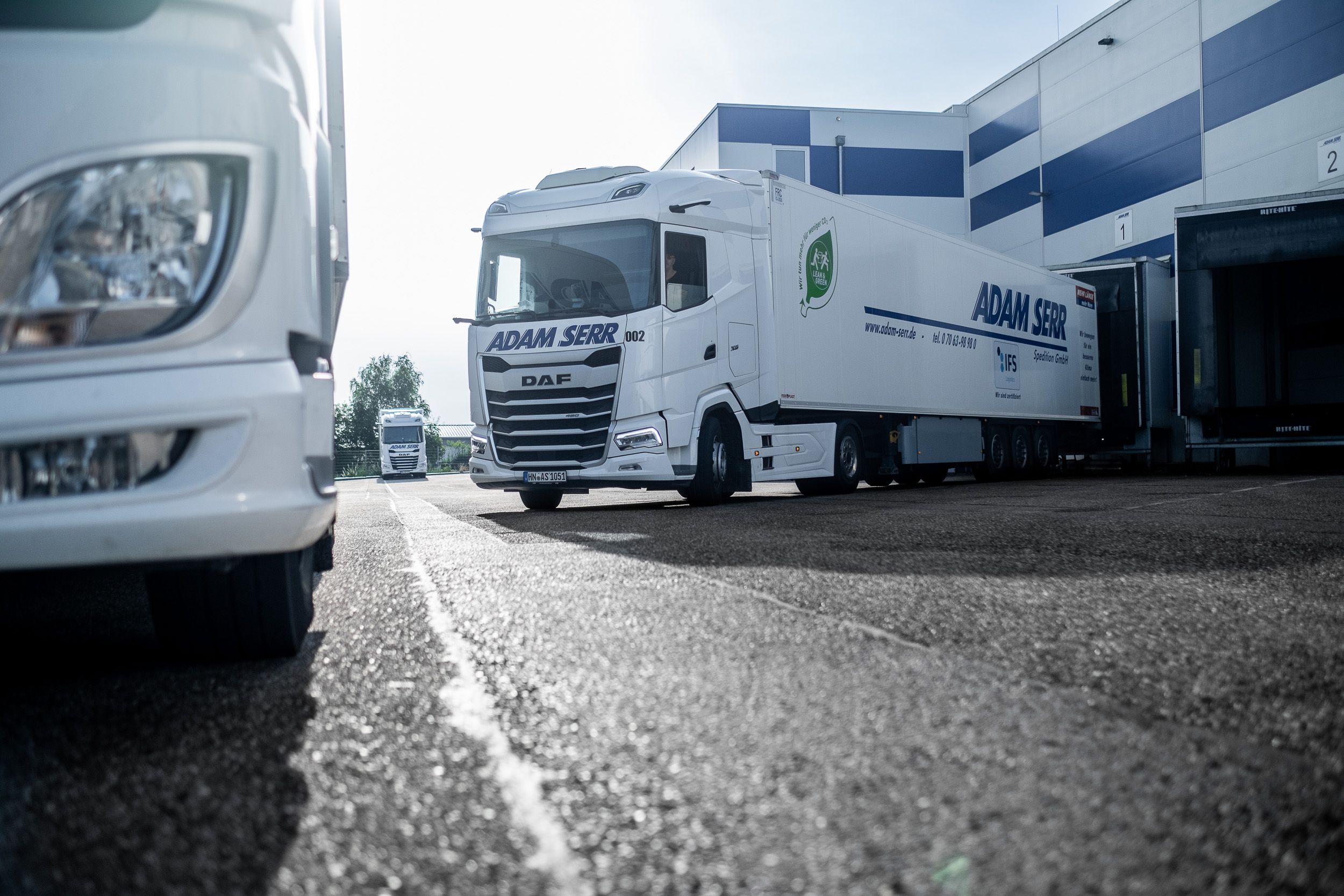 Detailaufnahme einer Immobilie - Lamaxa mit Sonneneinstrahlung