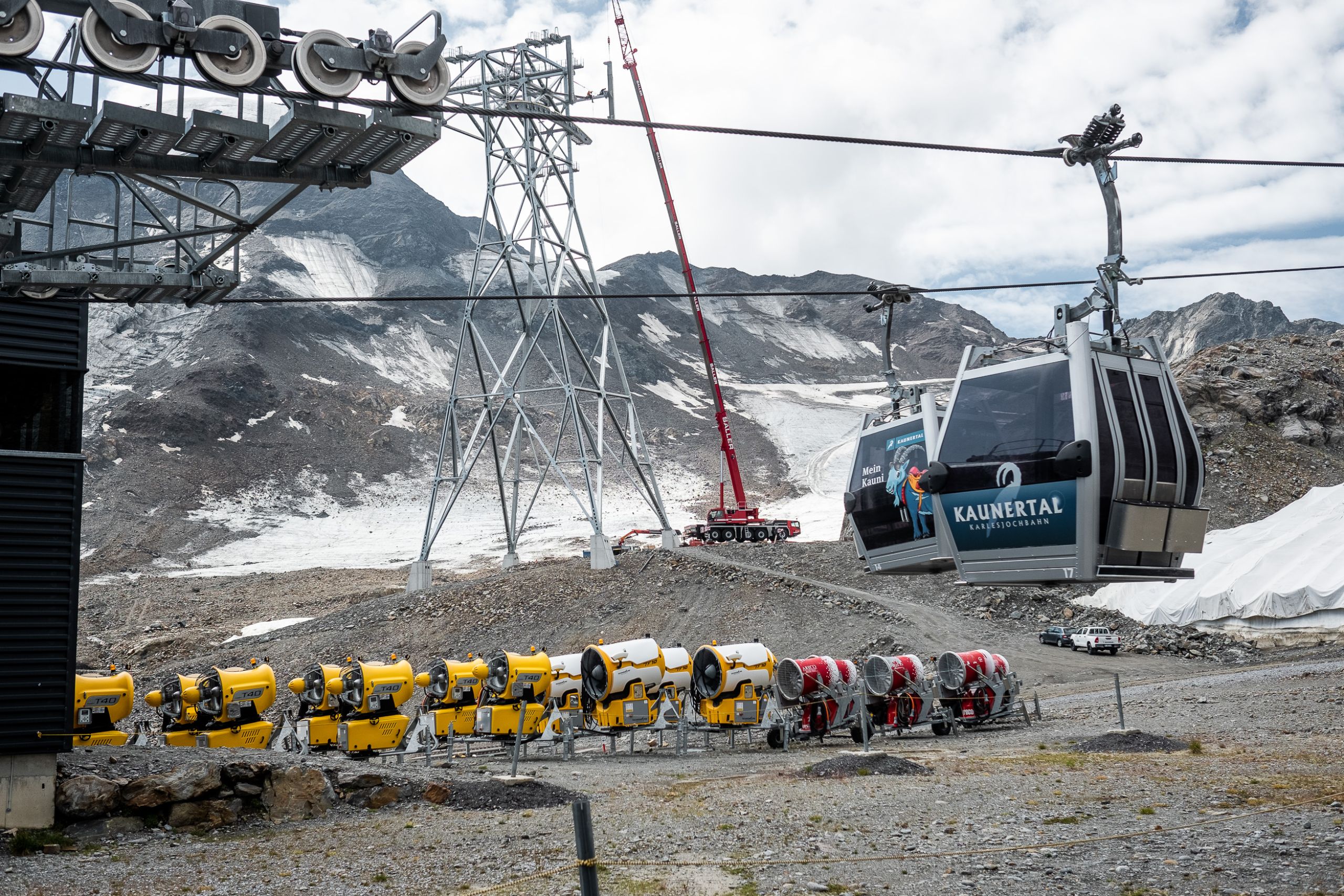 Kaunertaler Gletscher Kran Saller Kaunertaler Gletscher - Einsatzreportage